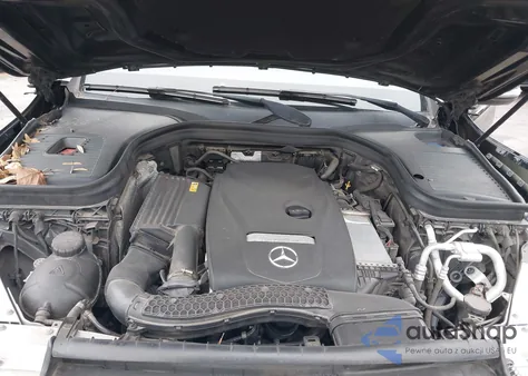 2018 Mercedes-Benz Glc 300 4Matic z USA, uszkodzony, nr VIN WDC0G4KB4JV065708